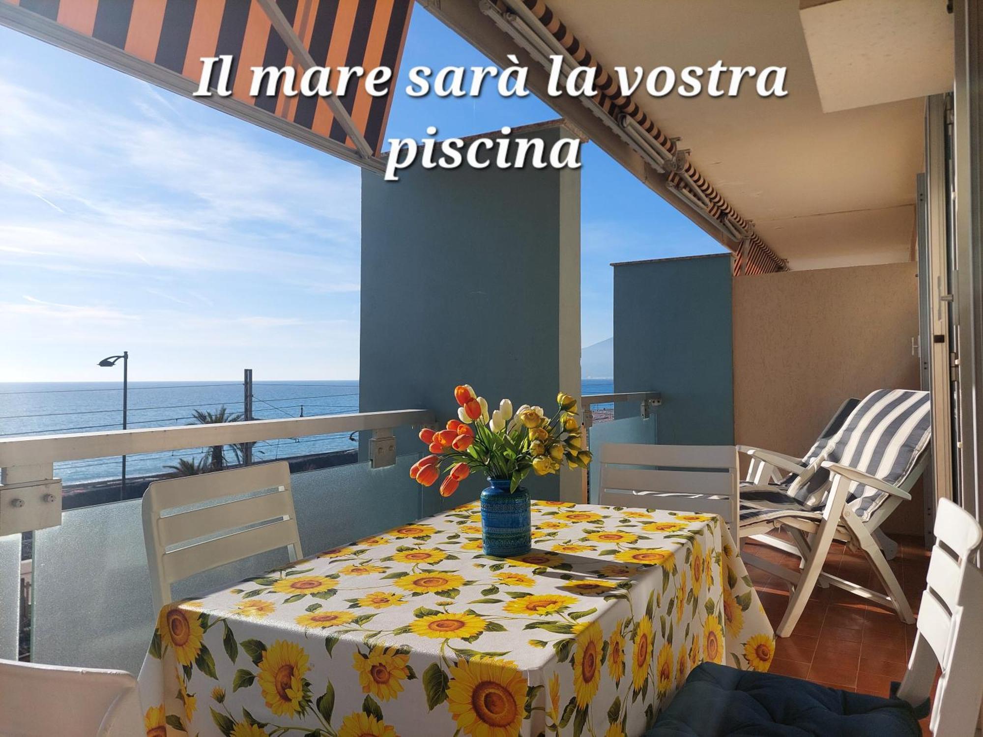 Emozioni Casa Vista Mare Bordighera Exterior foto